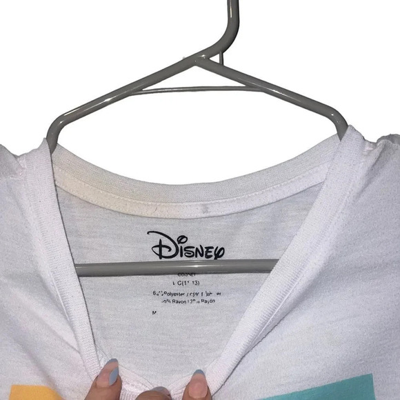 Disney Juniors'‎ Mickey and Friends Scoop Neck T-Shirt - Picture 3 of 4